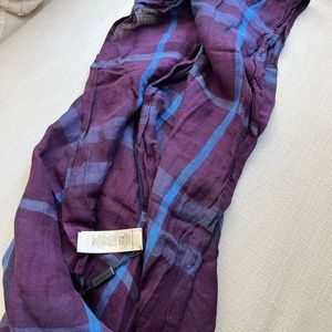 Purple and blue linen and silk new with tag Burberry scarf